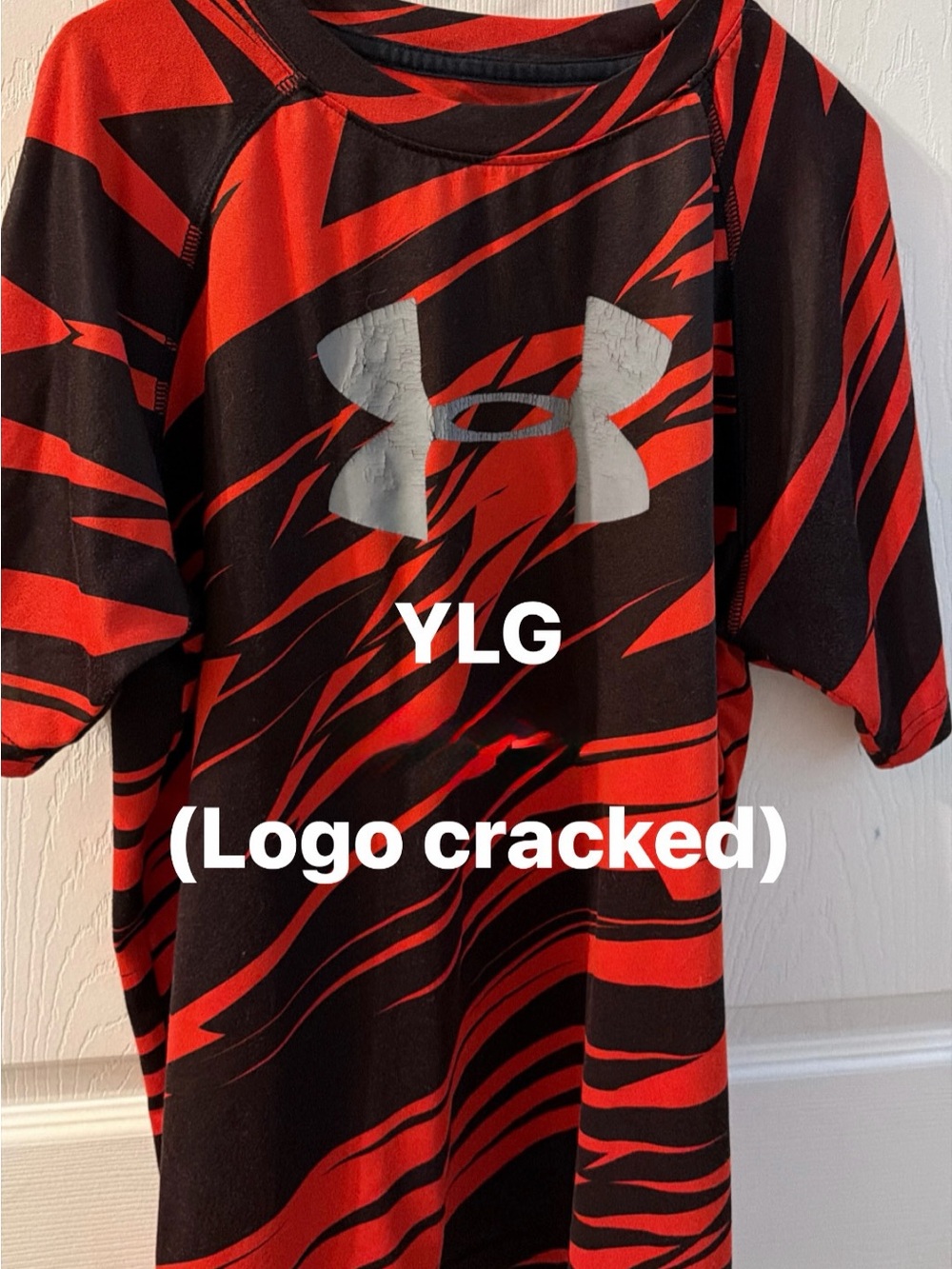 Under Armour Black and Red Graphic Performance Tee